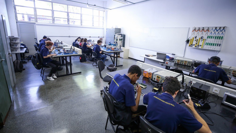 Laboratório do Senai em Cascavel ganha acreditação para realizar quatro novos tipos de ensaios